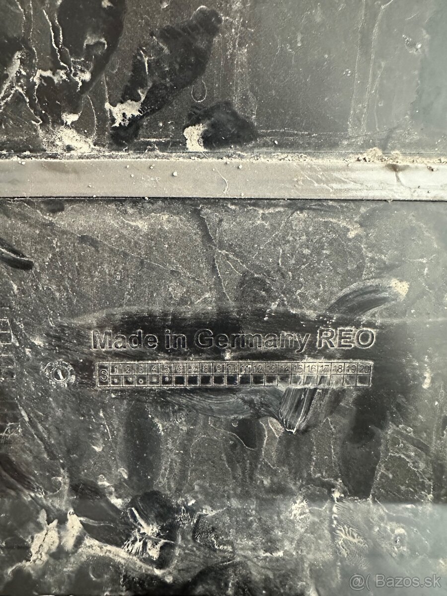 Zadný difúzor na Audi RS3 8Y (originálny diel) - 2