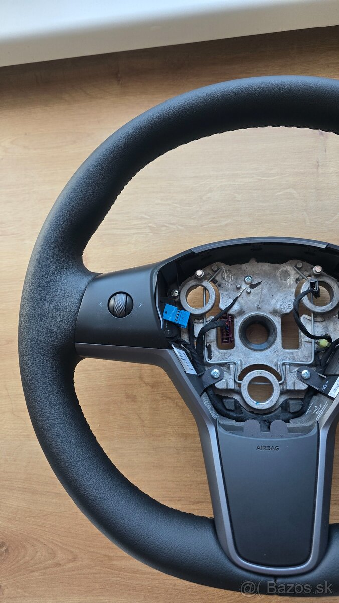 volant TESLA model 3 , Tesla Y 2023 facelift - 2