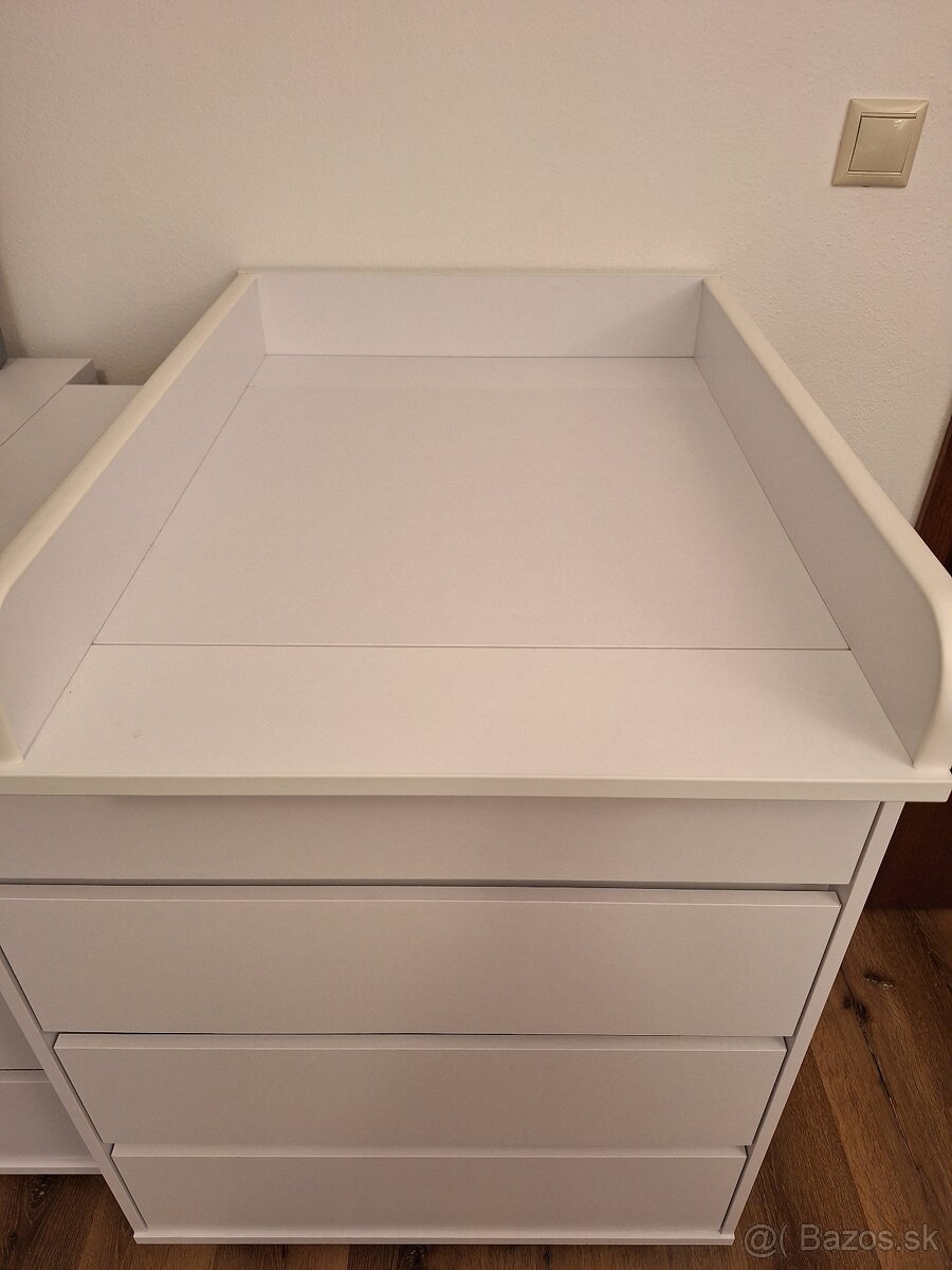 Prebalovaci pult na komodu - 2