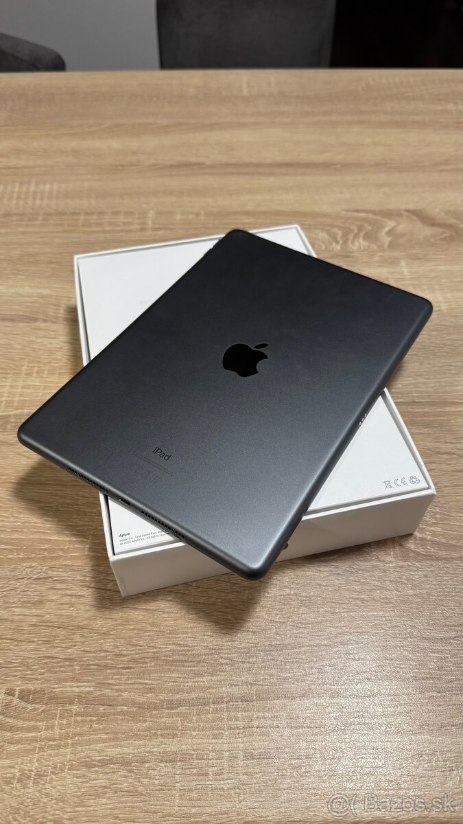 ipad 8 generacia 32gb wifi A2270 - 2