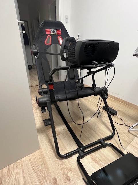 FANATEC Sim Racing Kokpit - 2