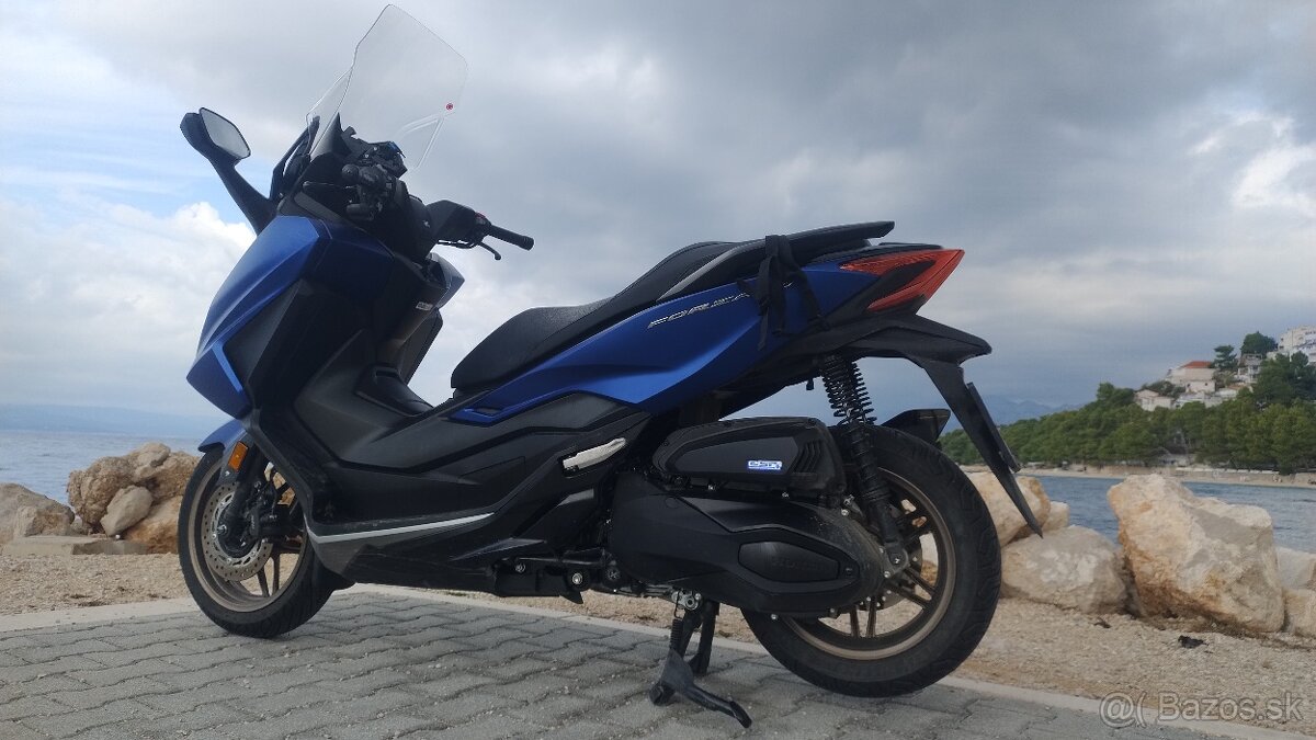 Predám Hondu Forzu 350, r. v. 2024 ODPOČET DPH - 2