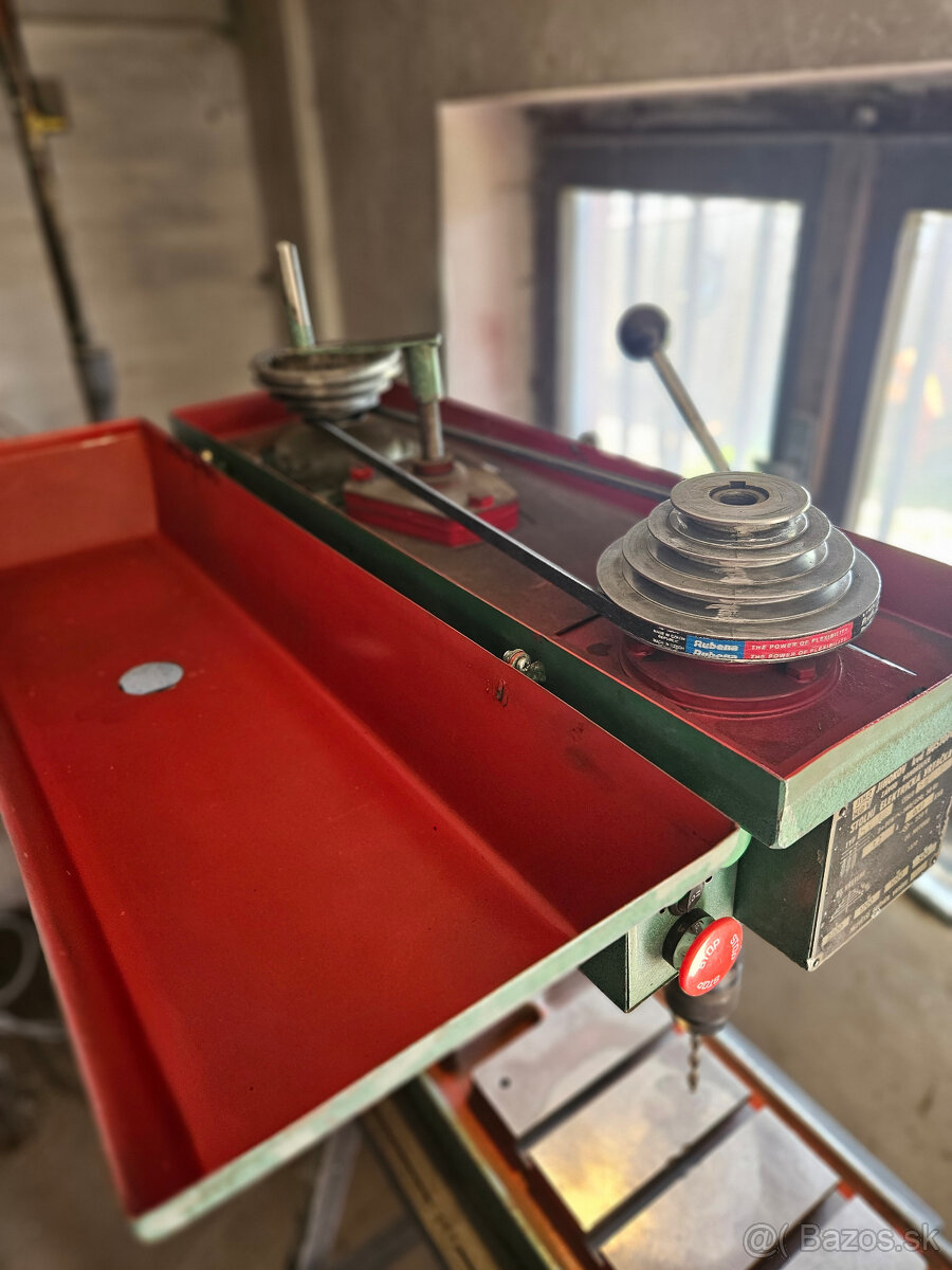 Stĺpová vŕtačka Jihokov SV10 – po servise, plne funkčná - 2