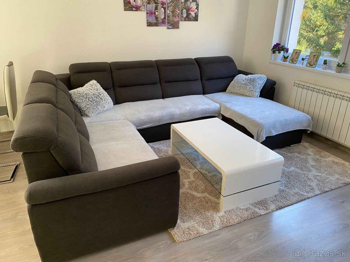 Veľký priestranný gauč - 2