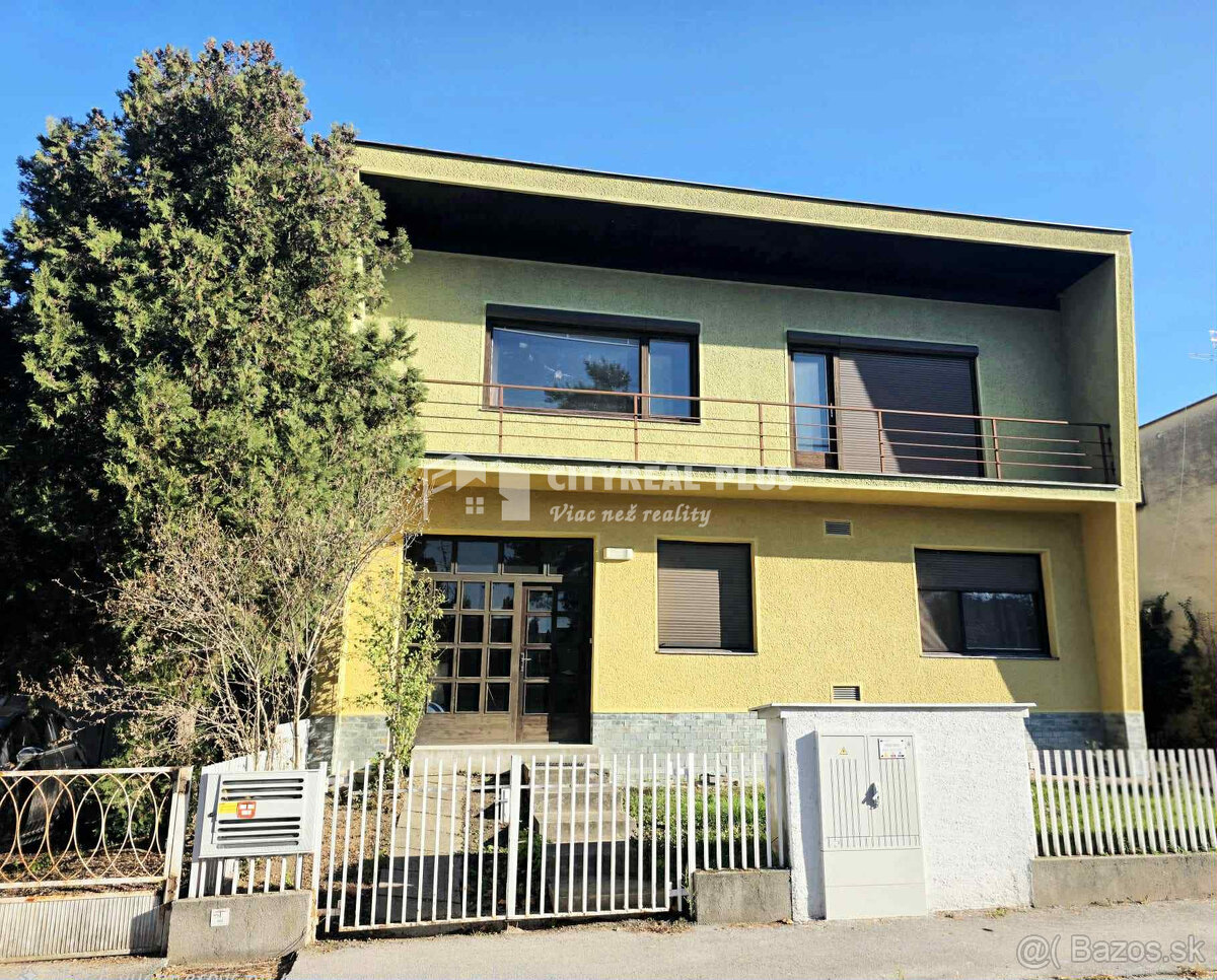 Na predaj dvojposchodový rodinný dom v meste Nové Zámky - 2