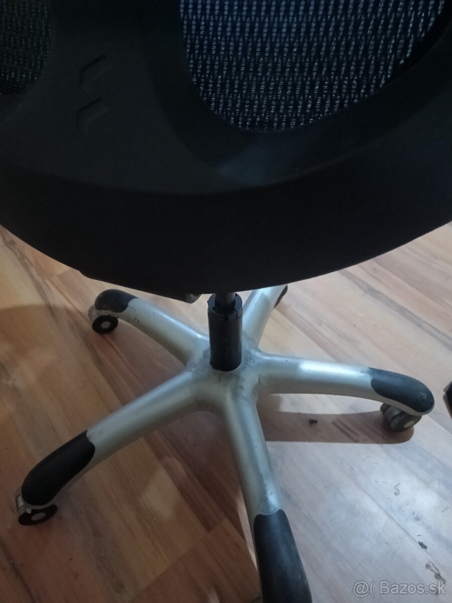 Fractal Design Refine Mesh čierna - 2