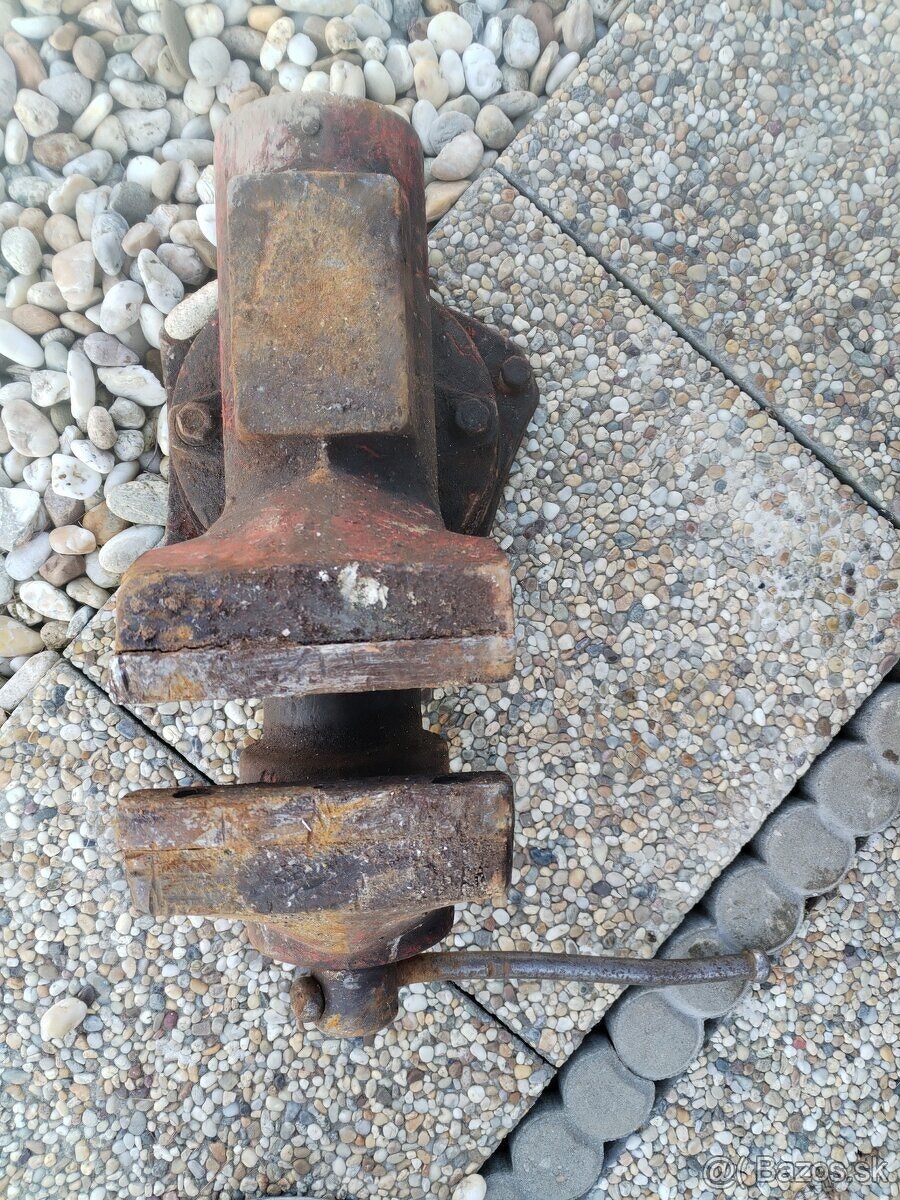 Zverák YORK 150 - 2