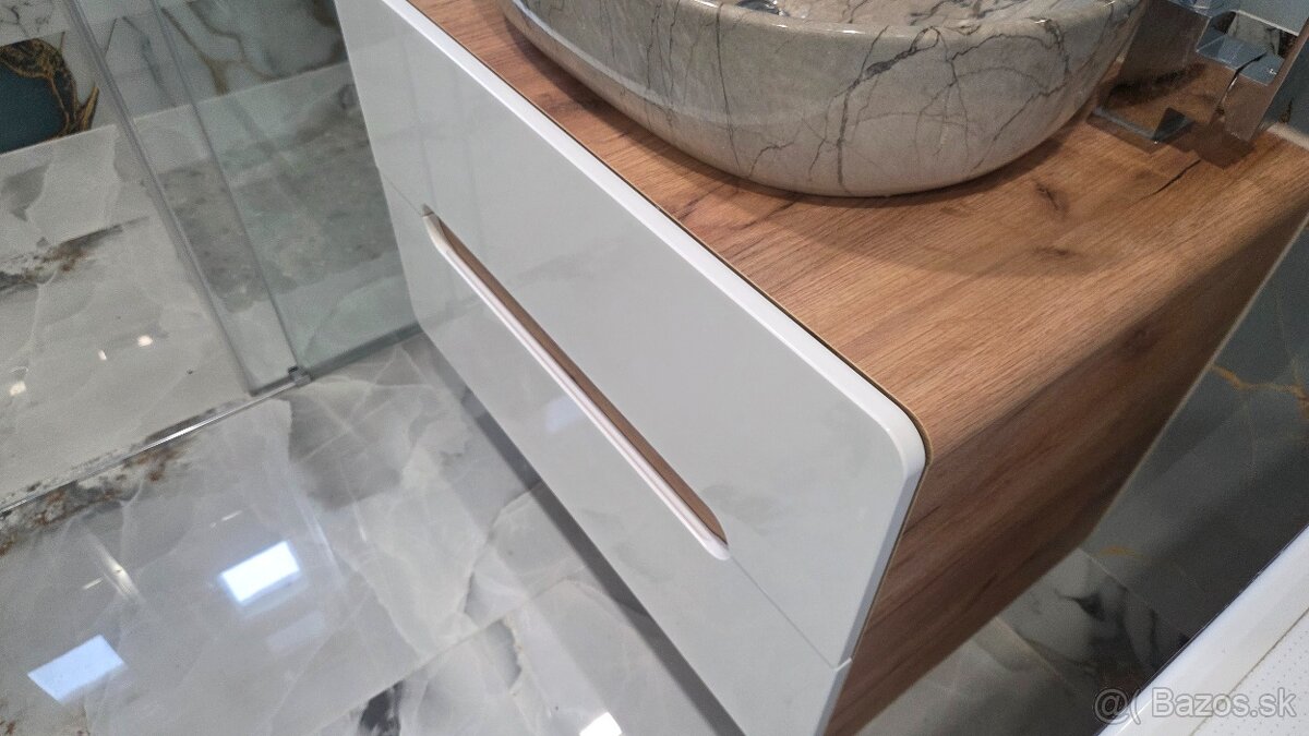 Kúpeľňová skrinka 80 - 2