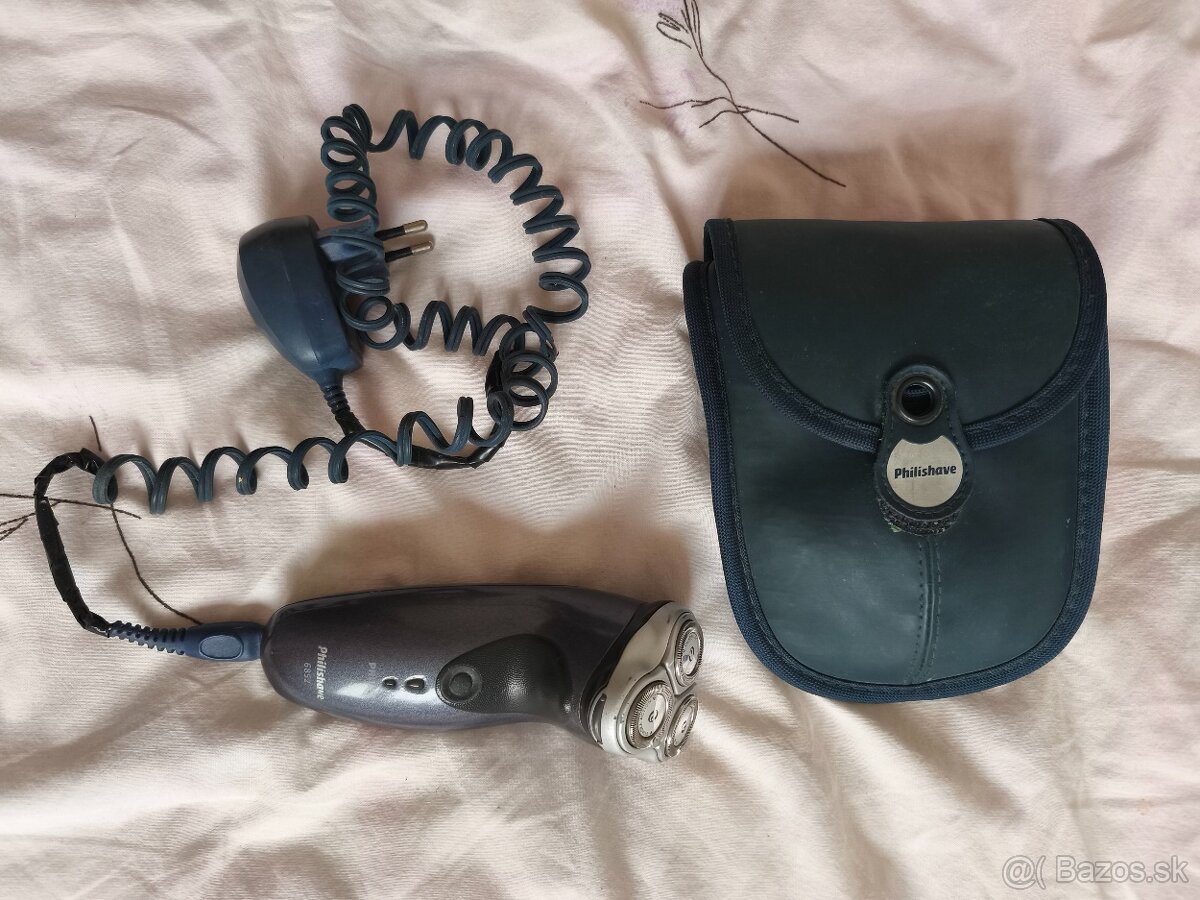 Holiaci strojček Philisshave - 2