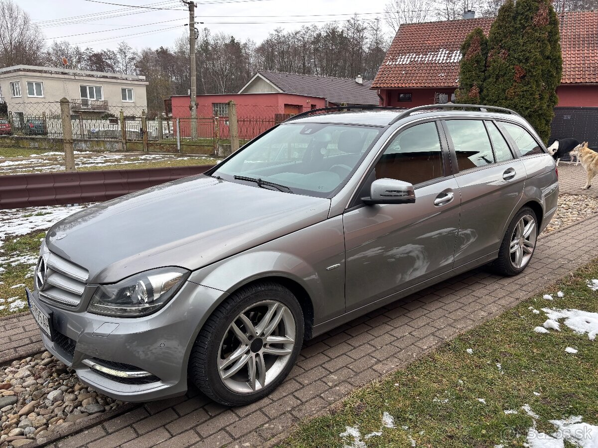 PREDÁM MERCEDES C220cdi typ W204 - 2