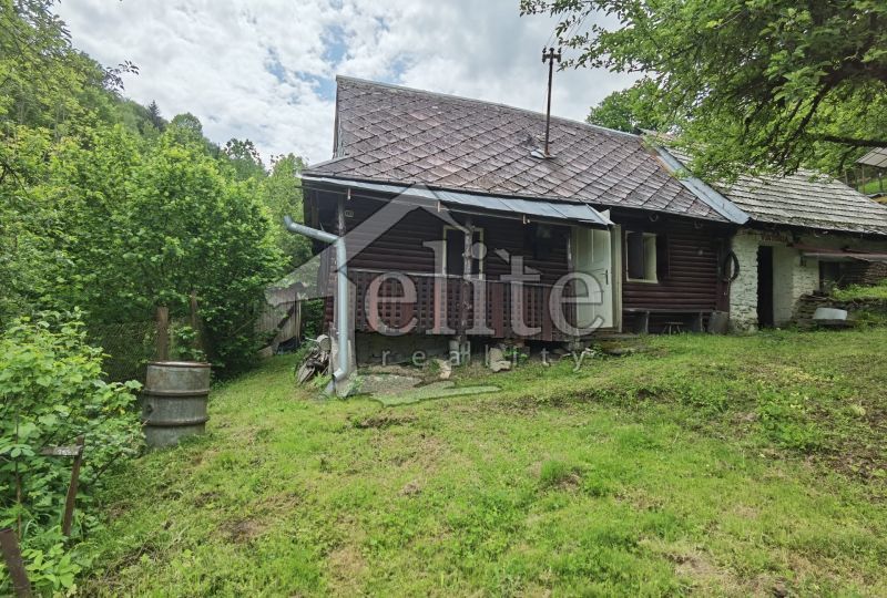 Predaj, Rekreačný objekt/Chata (RK01021381) - 2