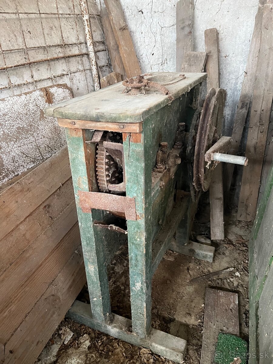 Predam stary ale funkcny morzovaci stroj - 2