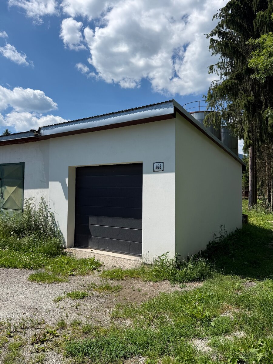 Na predaj murovaná garáž – Istebné - 2