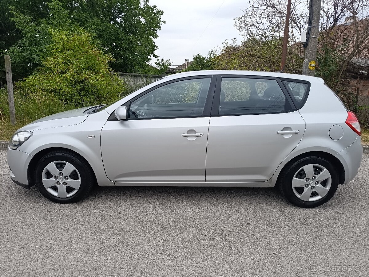 KIA CEED 1.6 CRDI M6 FACELIFT - 2