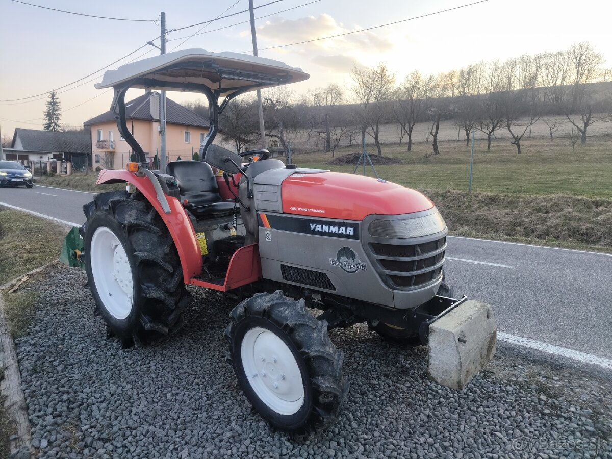 Japonsky malotraktor Yanmar RS30 (4x4, 30koní) - 2