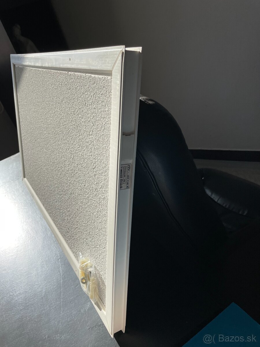 VYKUROVACÍ SÁLAVÝ PANEL 300W, 350W - 2