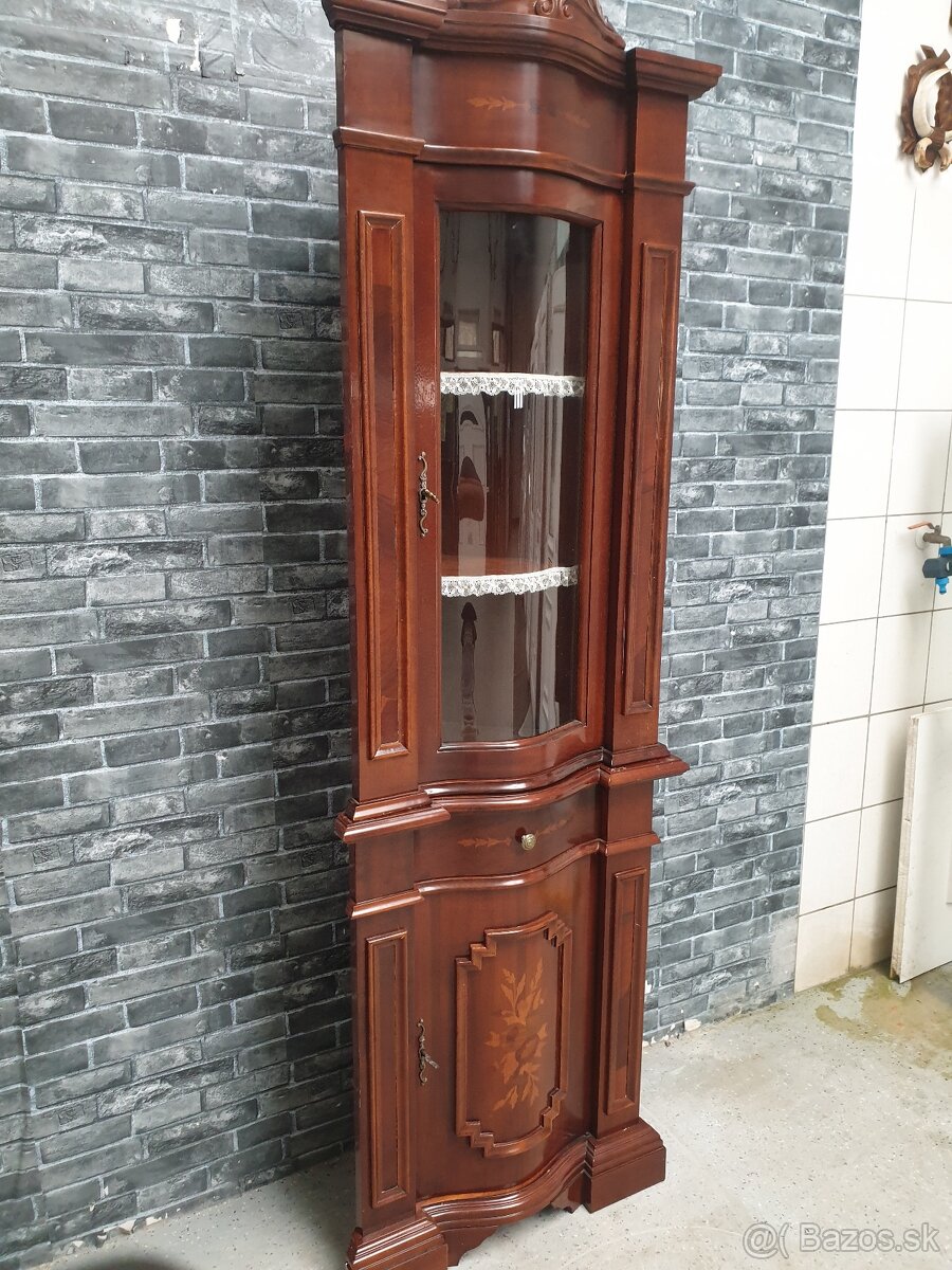 Taliansky nabytok vytrina - 2