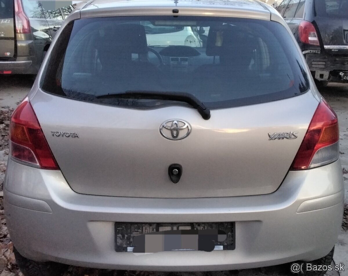 predám MOTOR 1NR-FE TOYOTA YARIS 1.3 VVTI 2011 DVERE - 2