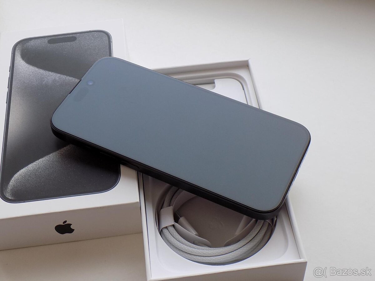 iPhone 15 PRO • 256 GB • TOP STAV - 2