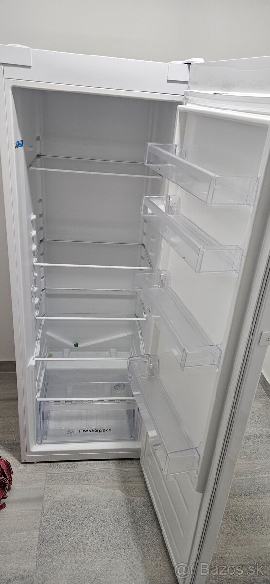 Chladnicka bez mraznicky Indesit bez mraznicky - 2