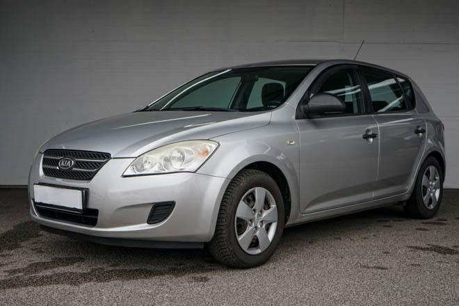 predam diely na kia ceed 1.6 crdi 85kw 1generacia poštou aj - 2