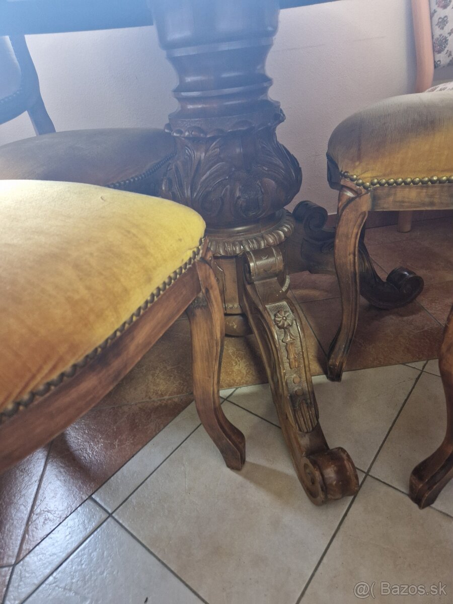Intarzný stôl a stoličky - 2