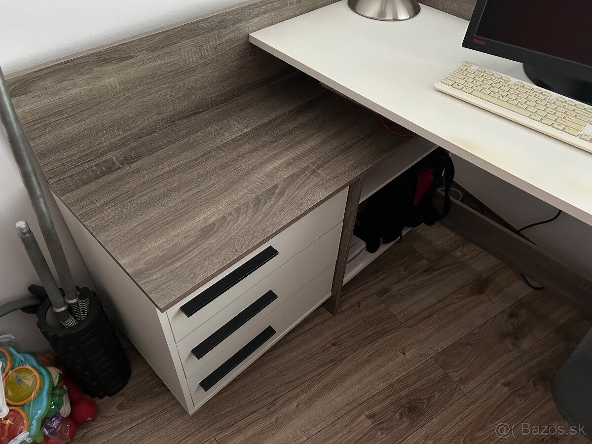 Rohový kancelársky stôl - 2