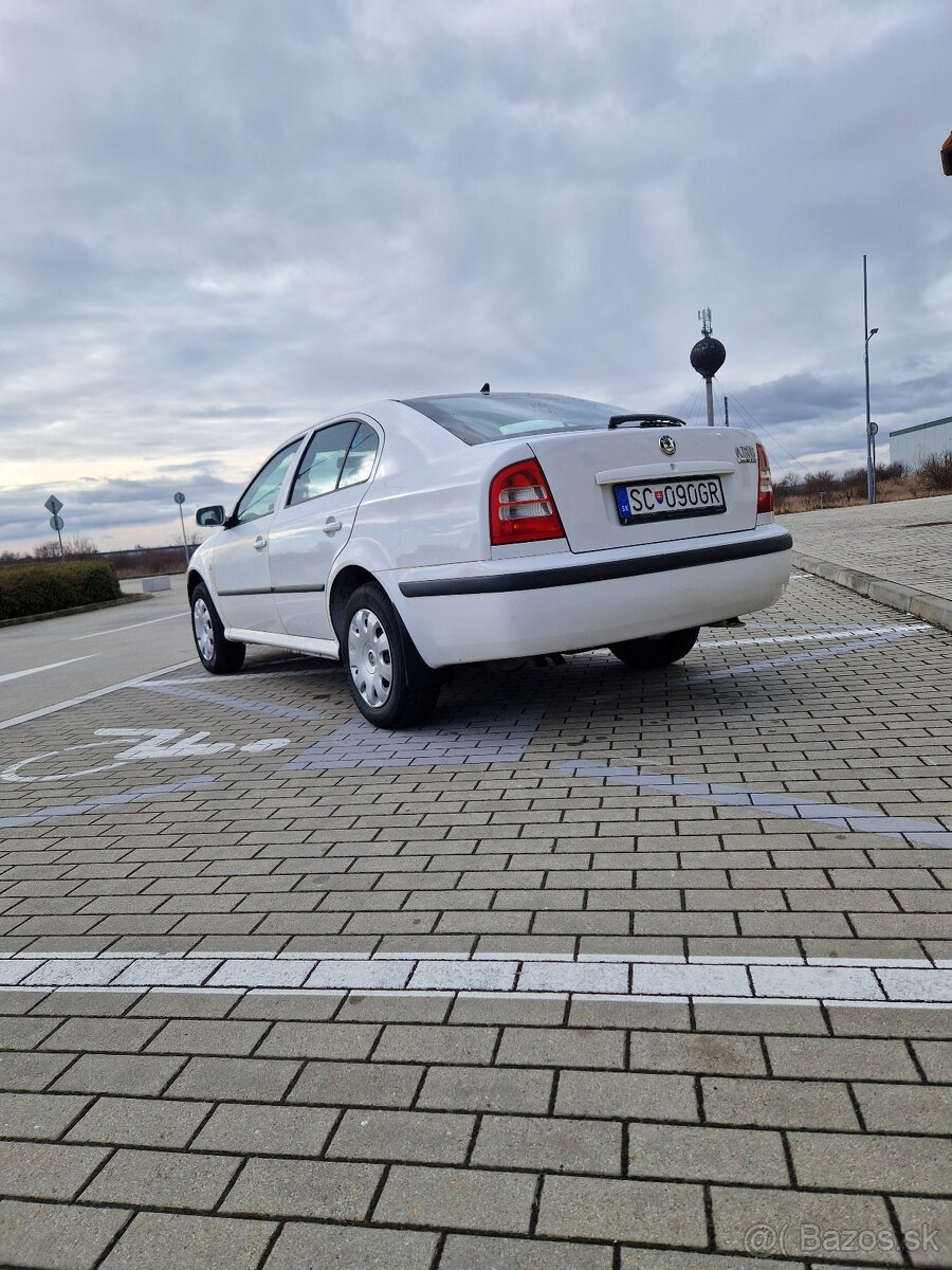 Skoda octavia1 TOUR - 2