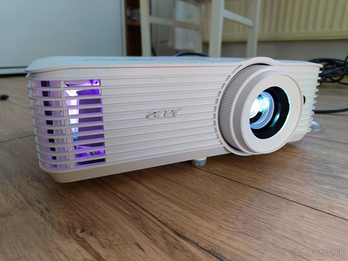 Acer H6541BDK DLP FULL HD Projektor - 2
