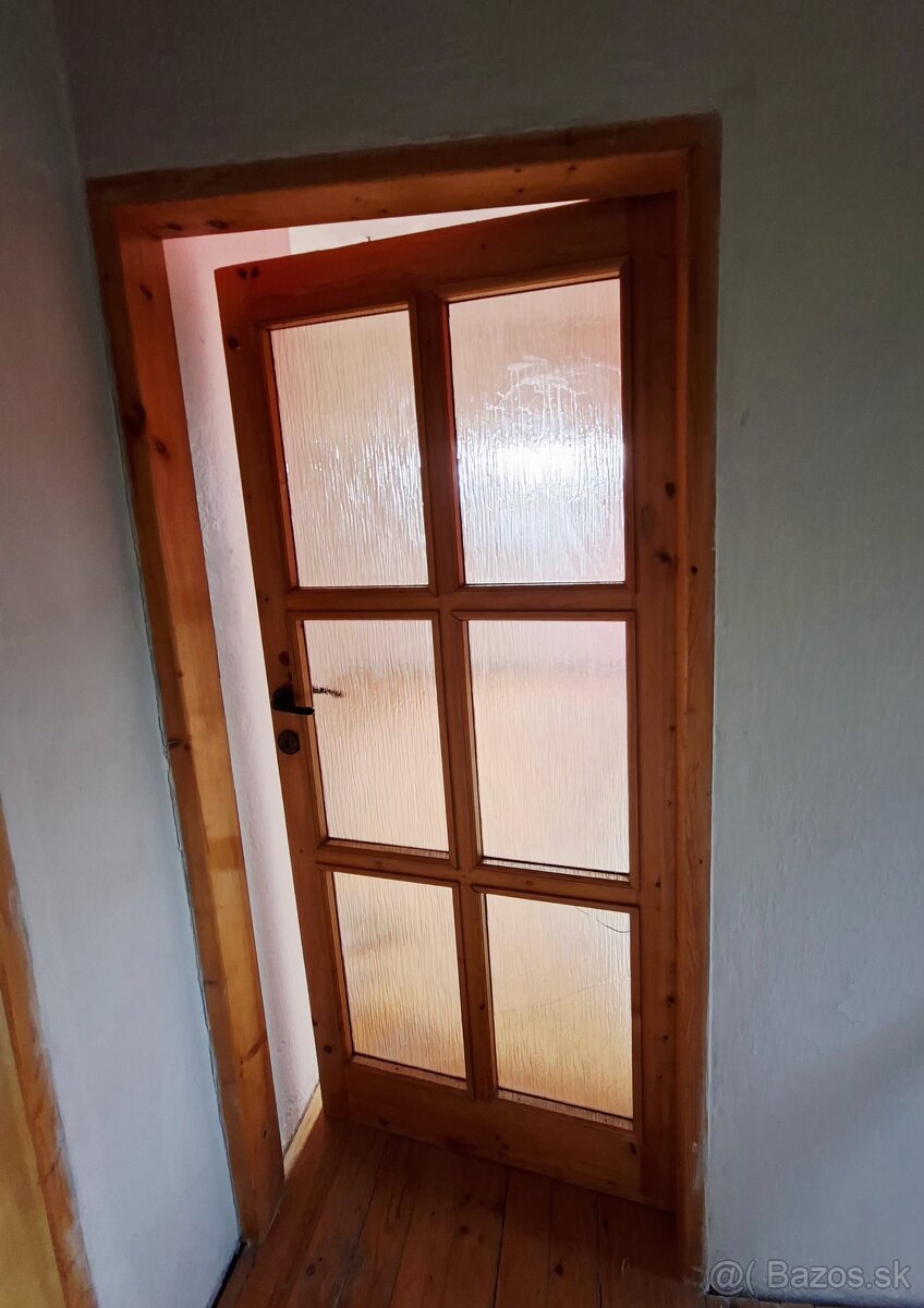 Drevené dvere so zárubňou - 2