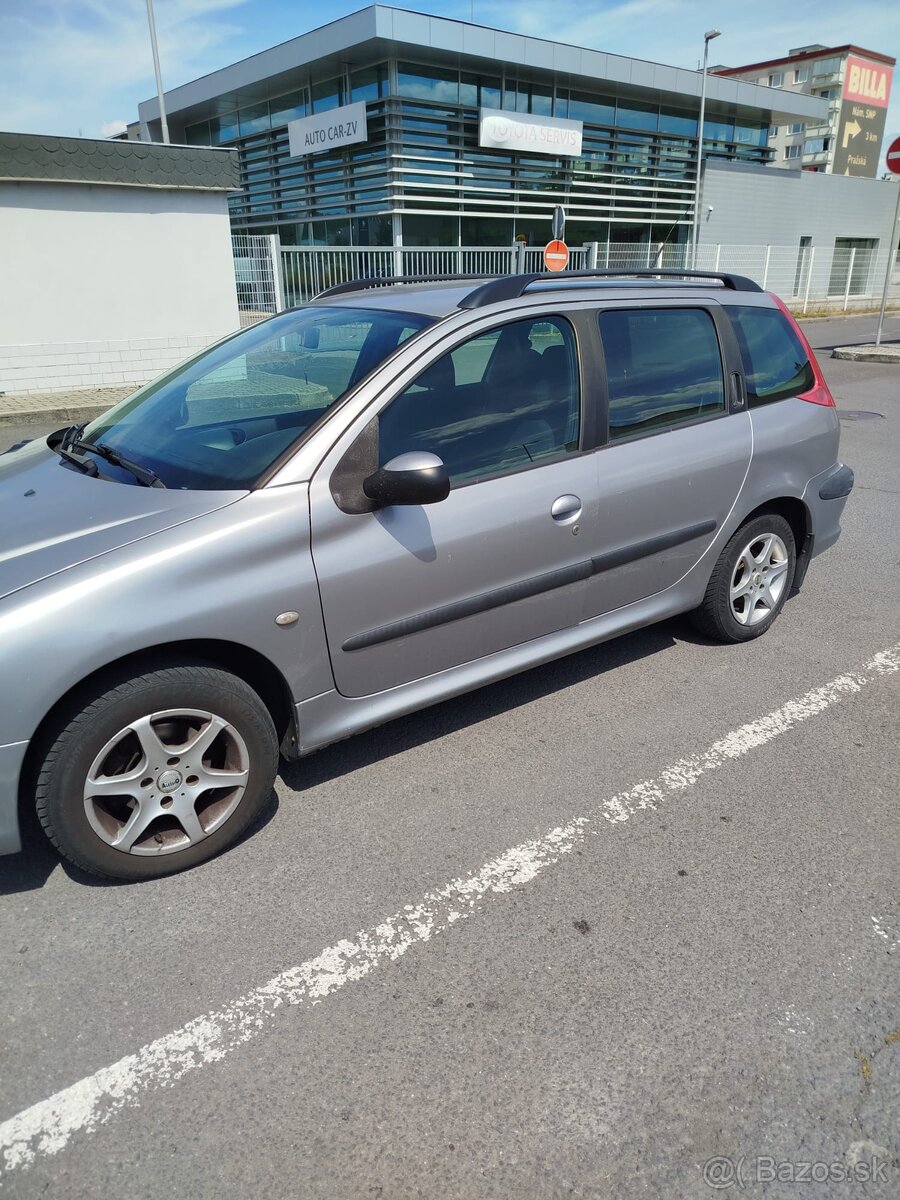 Peugeot 206SW - 2