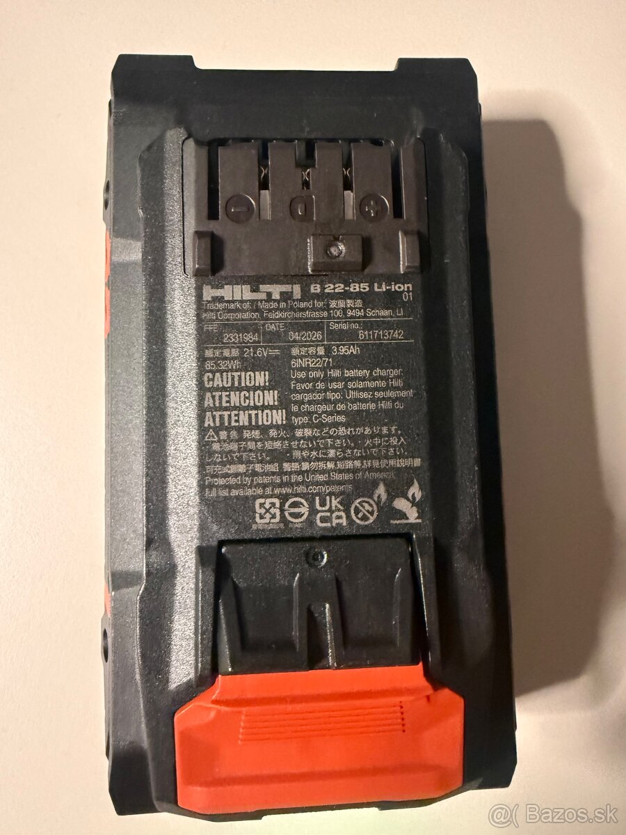 Hilti baterka - 2