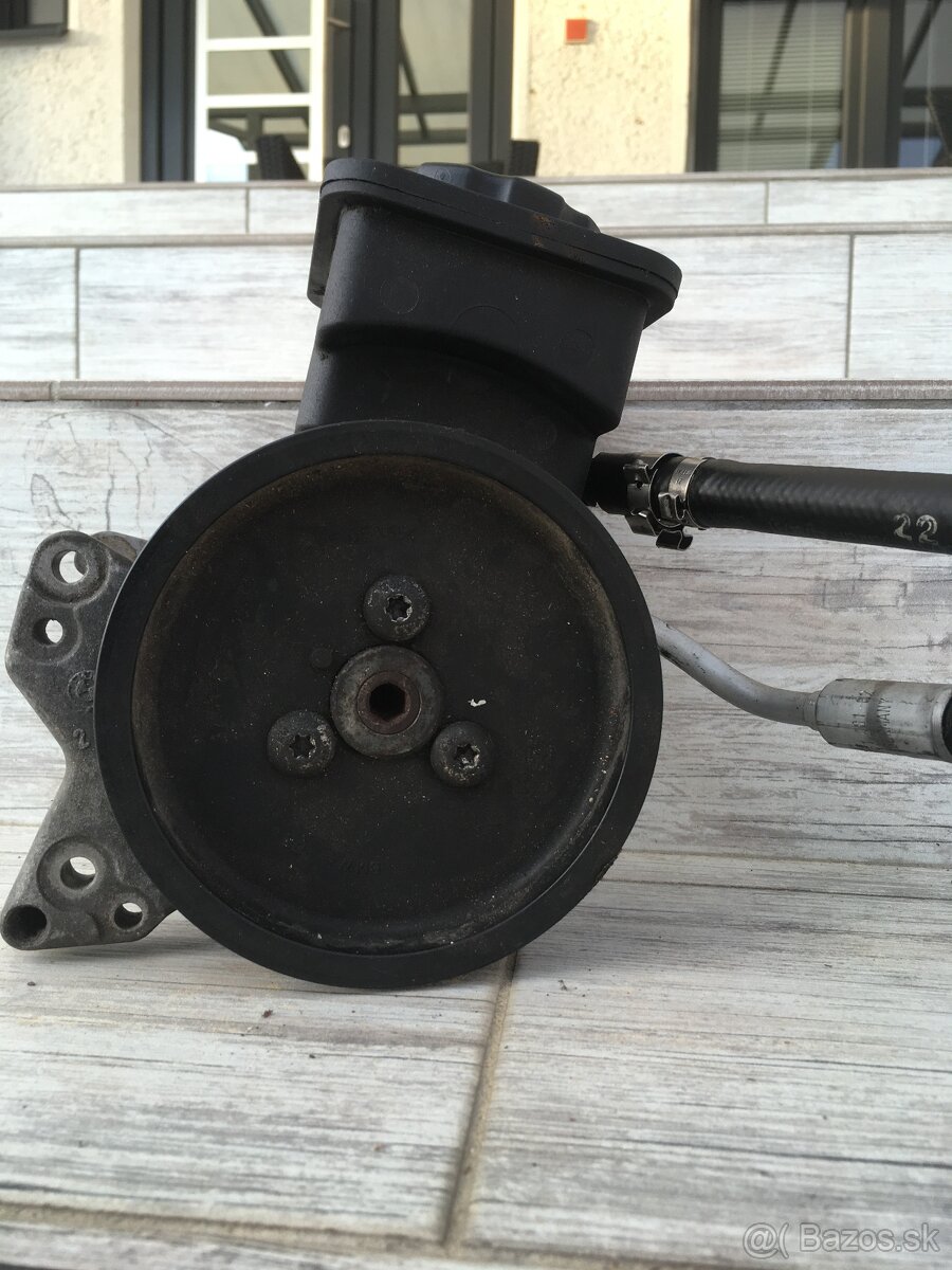 M57 3.0D ZF servočerpadlo - 2