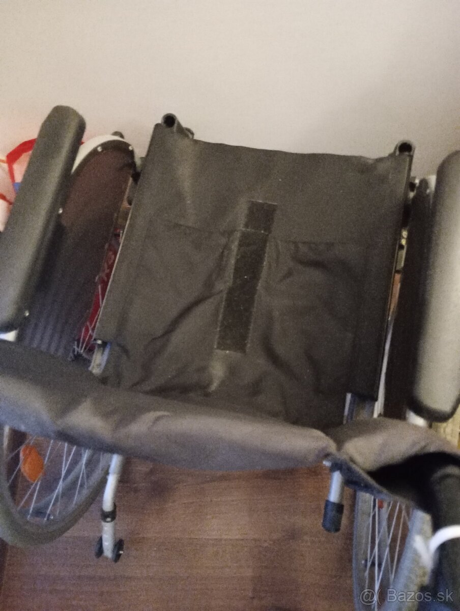 Invalidný vozík - 2