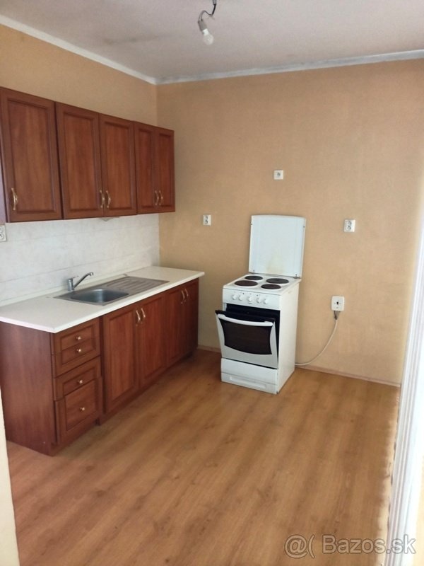 Prenajmem dvojizbový byt - 2