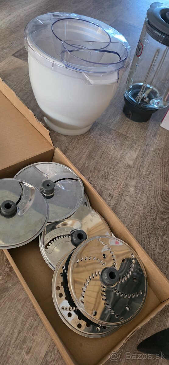 Multifunkčný robot Kenwood - 2