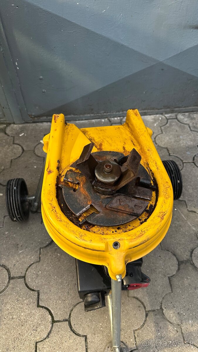 Predam Zahradny profi drtic mucovac Alko H2200 celokovovou - 2