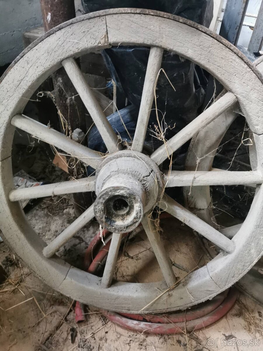 Koleso na koč na voz - 2