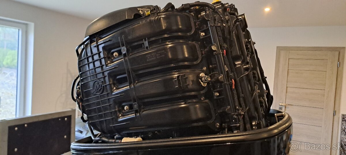Lodný motor Mercury 115hp, EFI - 2