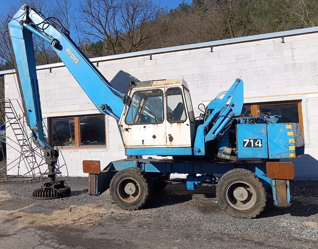 Kolový nakladač FUCHS 714.4 ELEKTROMAGNET - - 2