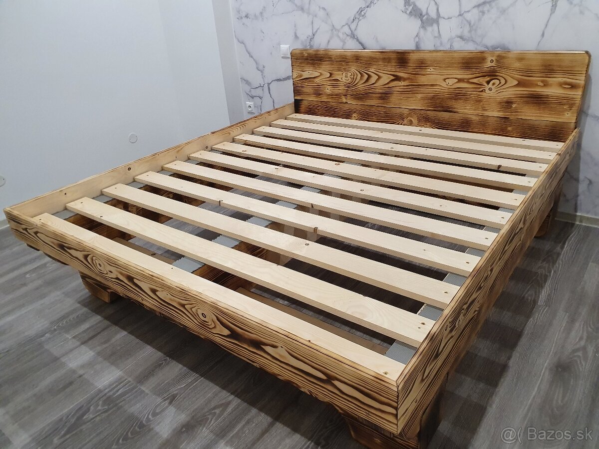 Posteľ z masívu - 2
