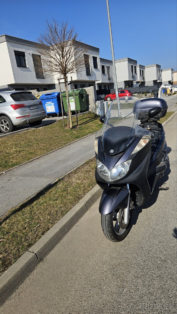 Yamaha majesty 400 - 2