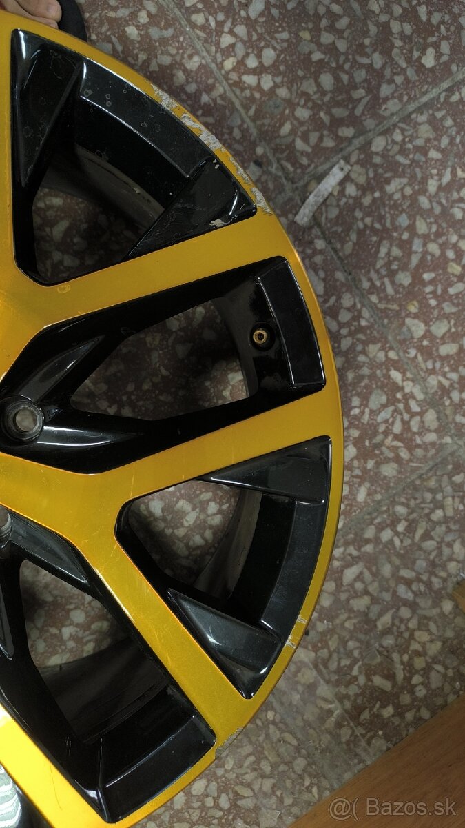 Elektrony vw beetle r18 - 2