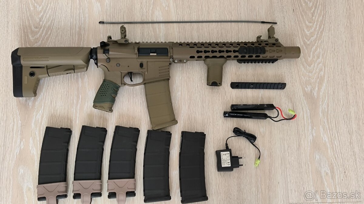 Airsoft replika - 2