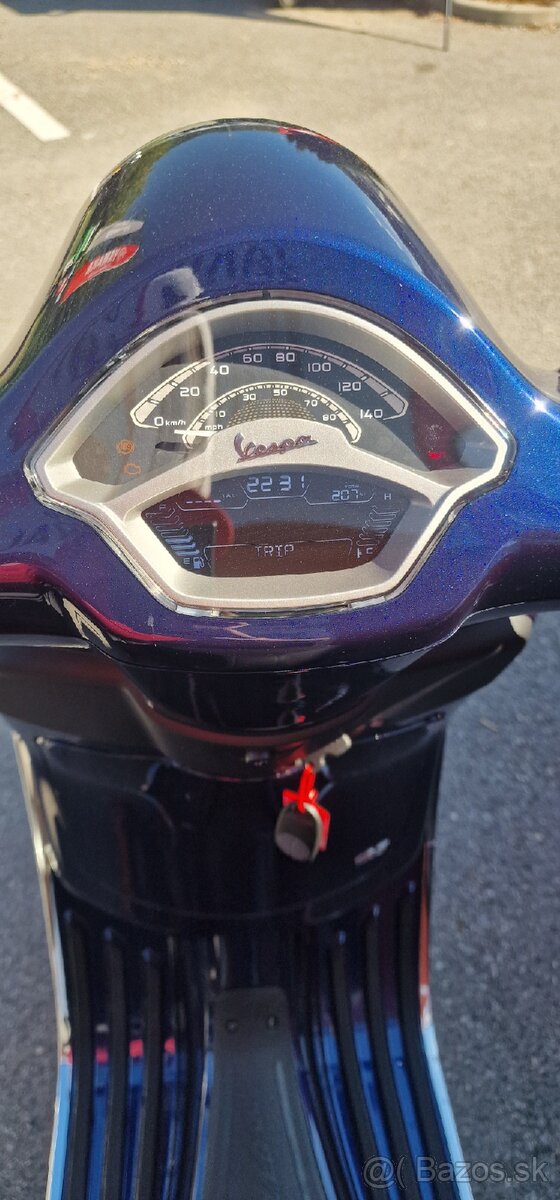 Vespa Primavera 125 - 2