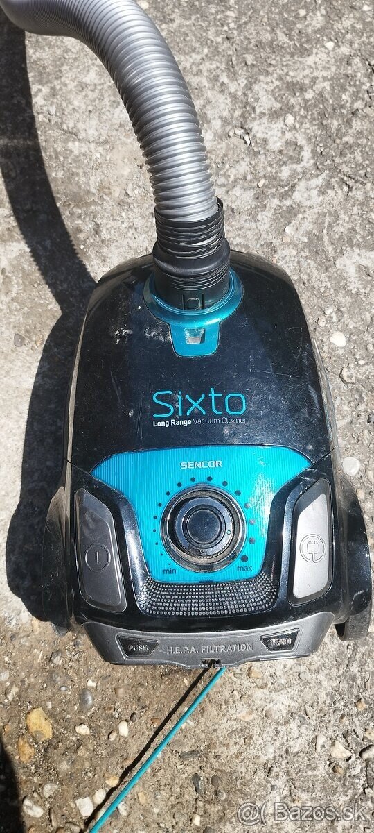 Na predaj používaný vreckový vysávač SENCOR SVC 684TQ SIXTO. - 2