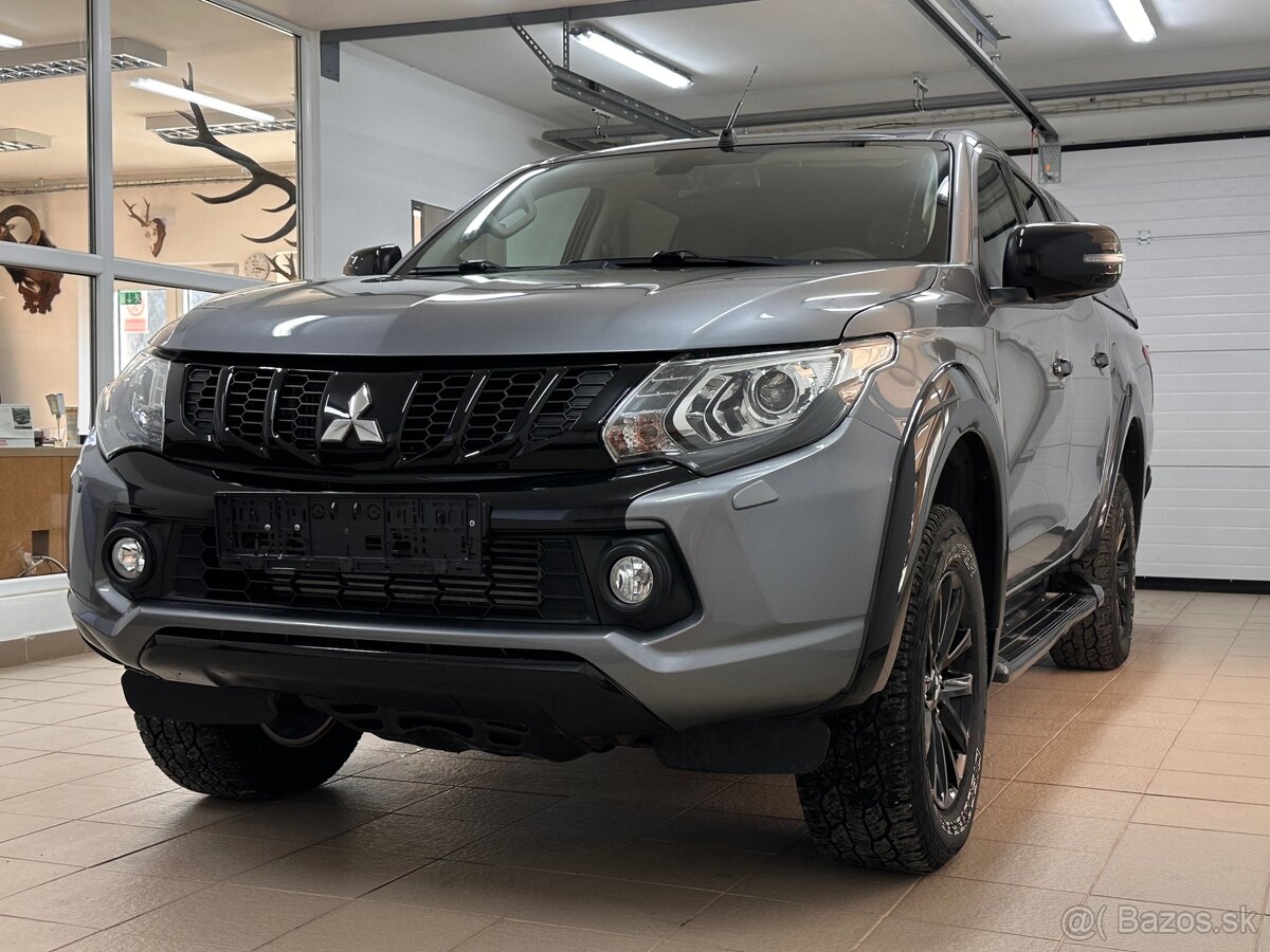 Mitsubishi L200 2.4DI-D Black Edition - 2