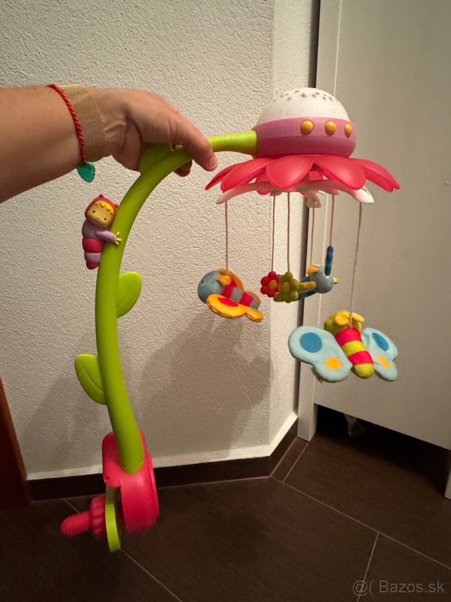 Kolotoč nad postieľku ružový - 2