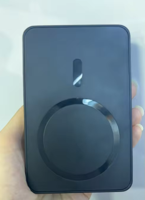 Bezdrôtová magnetická nabíjačka - 2