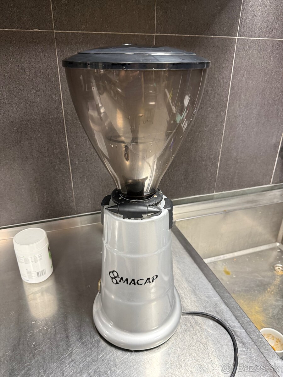 Profesionálny kávomlynček Macap MXD - 2